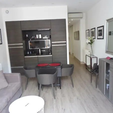 Palais Miramar Croisette Apartment *